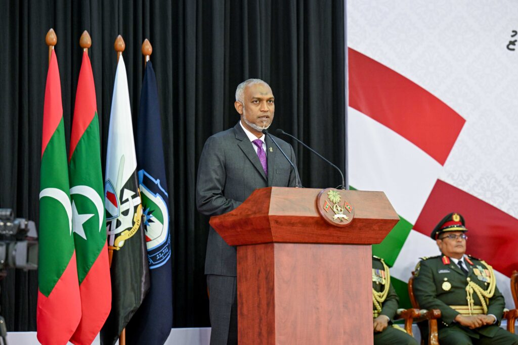 MALDIVES 44